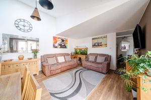 Photo 16- click for photo gallery